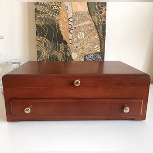 ⭐️LAST DAY⭐️ Reed & Barton Jewelry Box